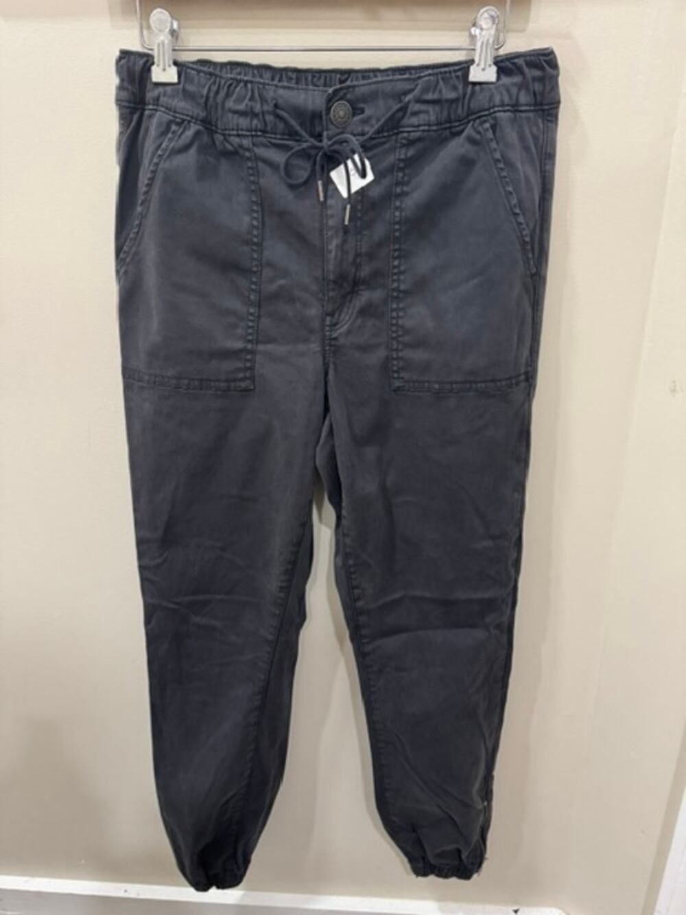 American Eagle Cropped Pants